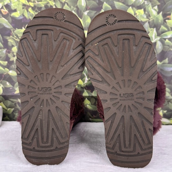 {UGG Australia} Krinkle Bailey Sheepskin Boots, Distressed Maroon Plum Wine 1872 - Picture 11 of 16
